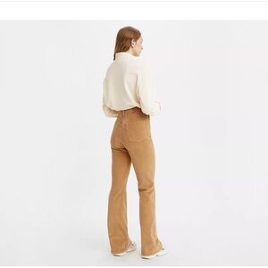 Levi’s Ribcage Boot Corduroy Jeans